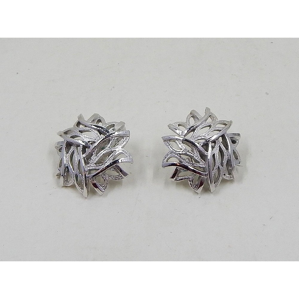 Crown Trifari Silver Tone Open Work Textured Raised Runway Leaf Ribbon Signed